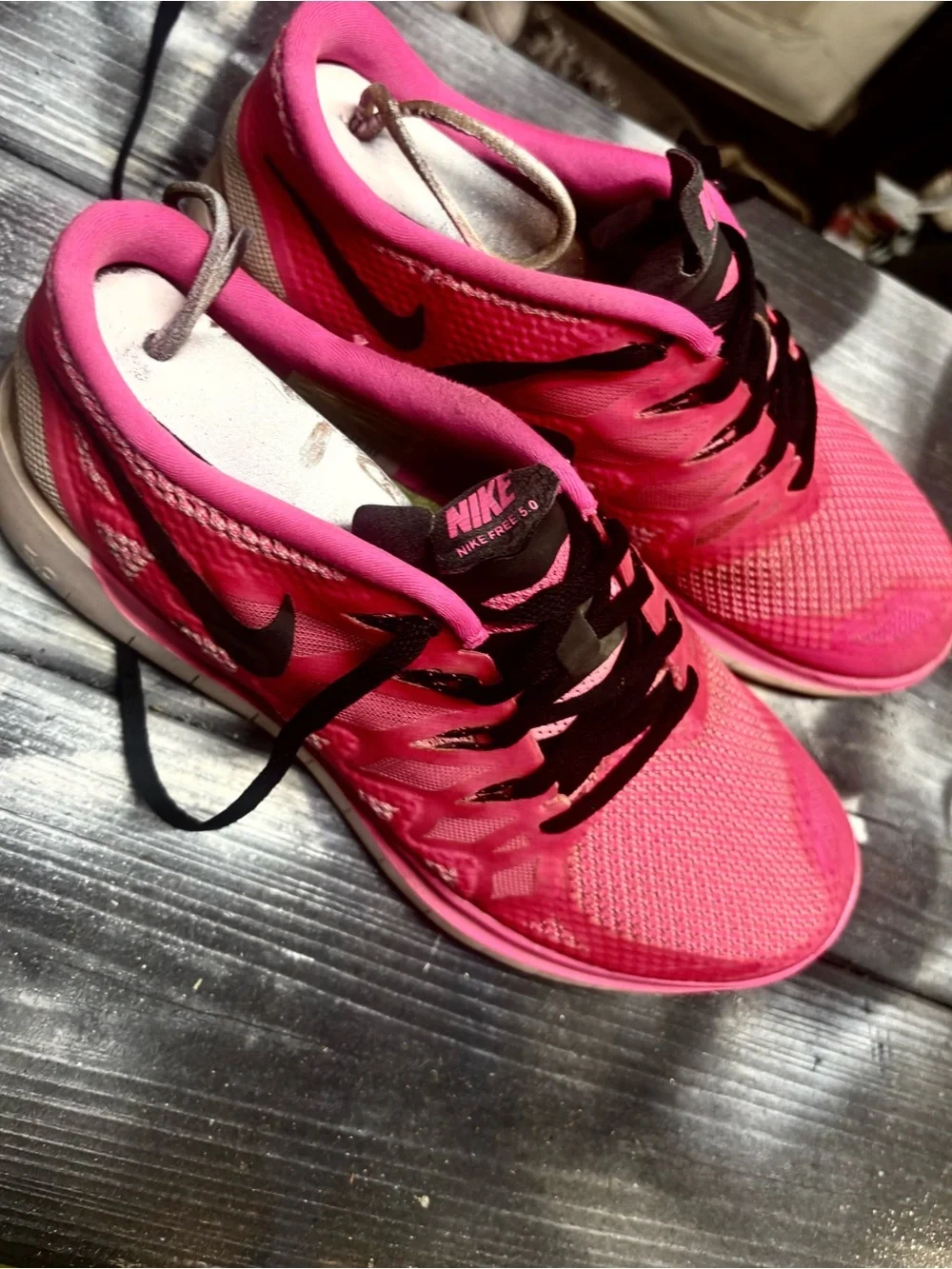 Nike Women’s Pink Running Shoes - Lightweight ComfortW9